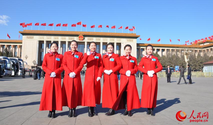 「両會」関係者の様々な姿