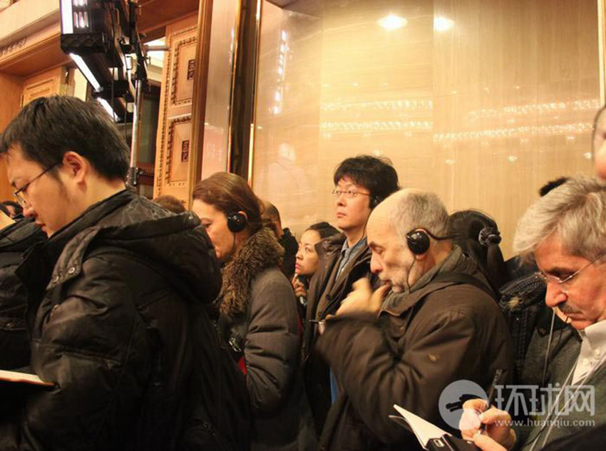 「両會」取材で苦労する外國人記者　中國語が下手で顔の見分けがつかず