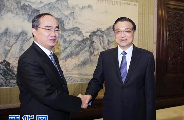 李克強総理がベトナム祖國戦線中央委員會議長と會談